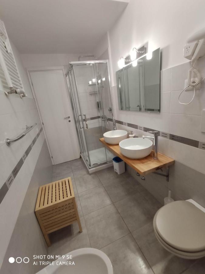 Double B Ferruccio I Bed & Breakfast Рим Екстериор снимка